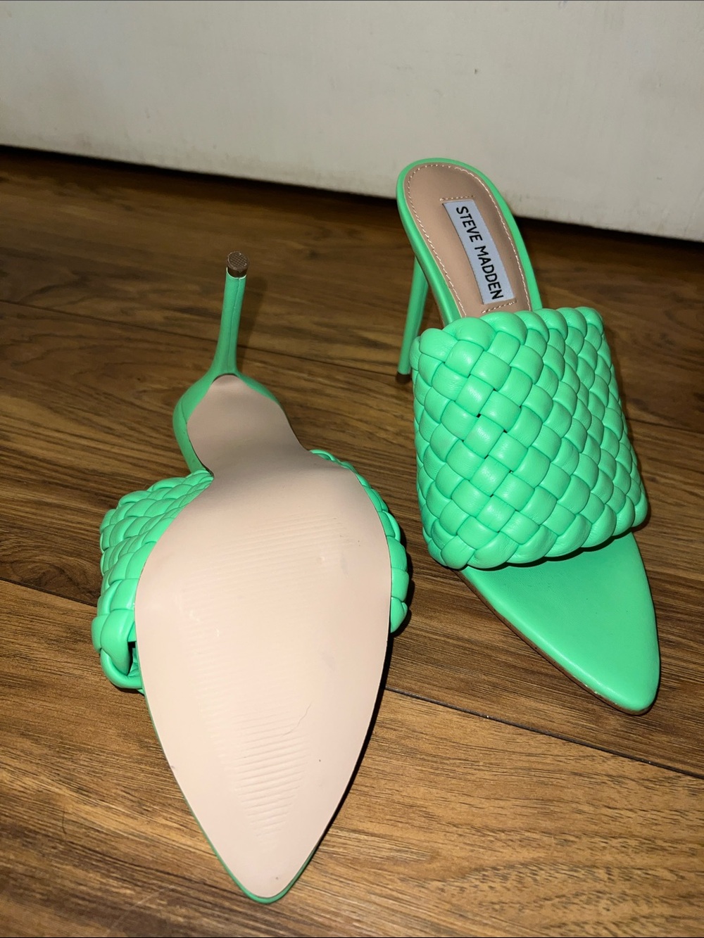 Steve Madden Mint Green Woven Pointed Mule Heels - Picture 4 of 5